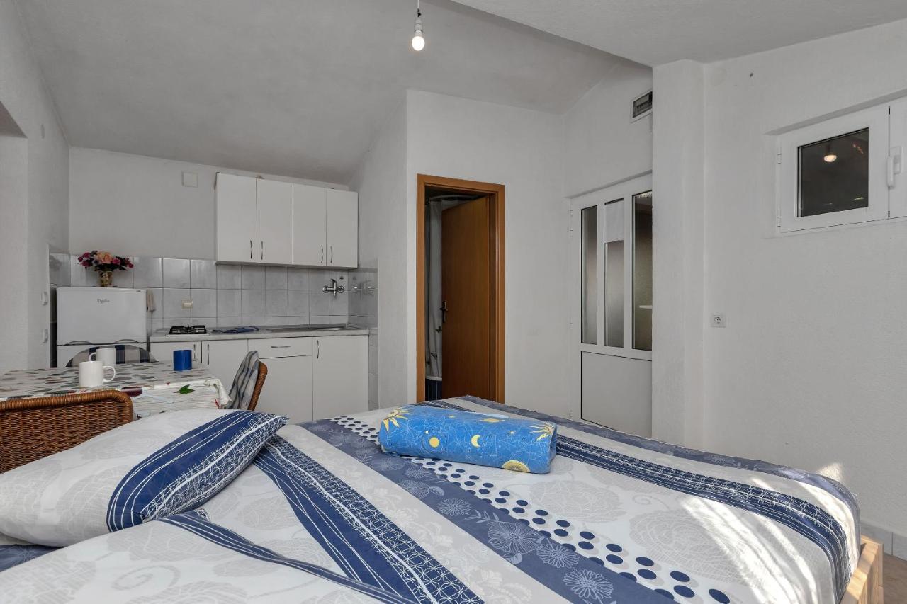 Apartments Nikola Bogomolje Экстерьер фото
