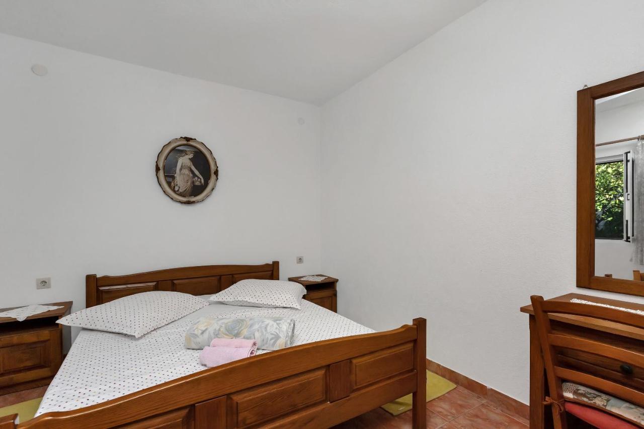 Apartments Nikola Bogomolje Экстерьер фото