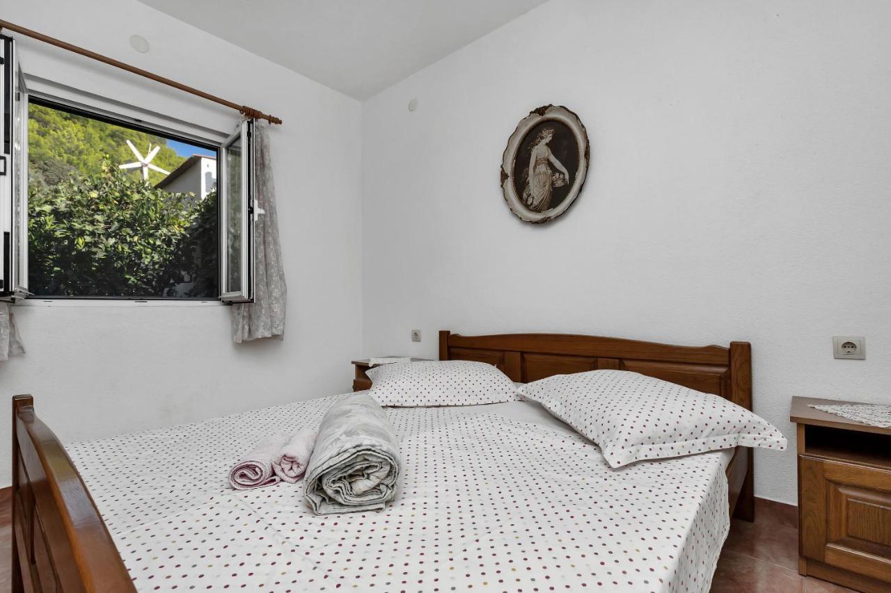 Apartments Nikola Bogomolje Экстерьер фото